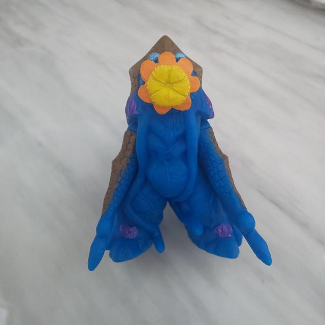 ウルトラ怪獣500 ホオリンガ ライブサイン付 < ホビー  ウルトラ怪獣500 ホオリンガ ライブサイン付  < ホビーの