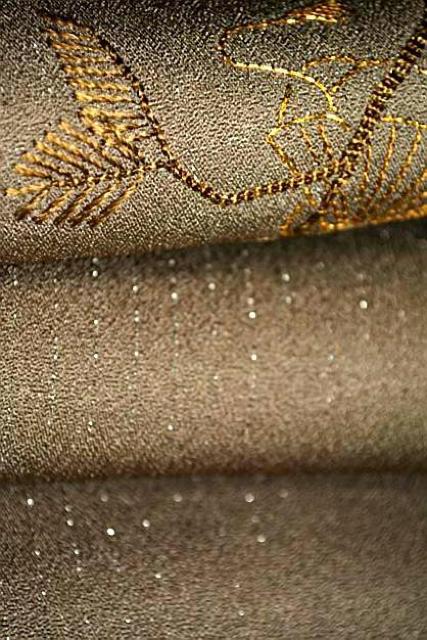 色留袖 最高峰 新品同様 国際的伝統工芸作家 十二代 藤林徳扇 プラチナ通し 1つ紋 身丈163cm 裄63cmT2728 < 女性ファッション 色留袖 最高峰 新品同様 国際的伝統工芸作家 十二代 藤林徳扇 プラチナ通し 1つ紋 身丈163cm 裄63cmT2728 < 女性ファッションの