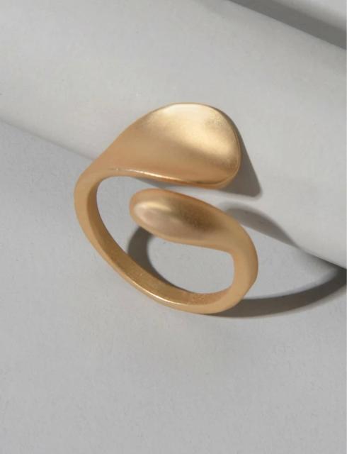 ティアドロップリング●マットゴールド●アシンメトリー アシンメ●指輪●フリーサイズ < 女性アクセサリー/時計 ティアドロップリング●マットゴールド●アシンメトリー アシンメ●指輪●フリーサイズ < 女性アクセサリー/時計の