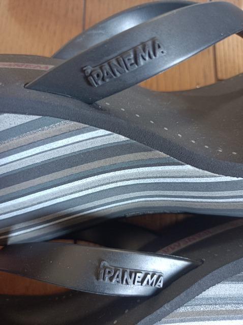 足長ビーチサンダル2足セット★役立つ白黒★美脚足長&身長アップ★安定ウエッジサンダル★ < 女性ファッション 足長ビーチサンダル2足セット★役立つ白黒★美脚足長&身長アップ★安定ウエッジサンダル★ < 女性ファッションの