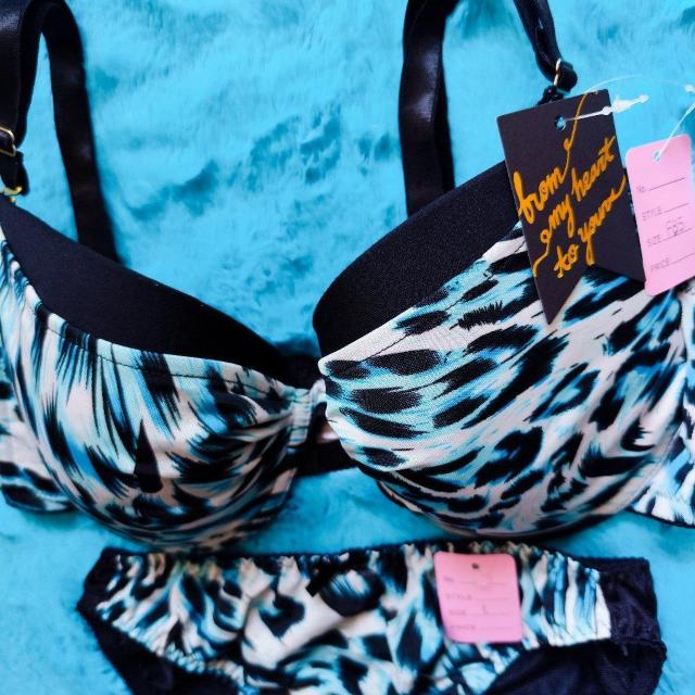 エロcool.。。F85×L。。レオパード豹柄ブラジャー&ショーツセット。。グラマー大きいサイズ。。ヒョウ柄。。 < 女性ファッション  エロcool.。。F85×L。。レオパード豹柄ブラジャー&ショーツセット。。グラマー大きいサイズ。。ヒョウ柄。。 < 女性ファッションの