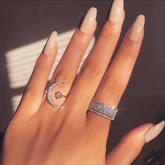 超お買い得590円★【輝きを放つ銀色】天体リング | 調節可能なジルコニア輝き、贅沢で簡単スタイル、あらゆるシーンに最適 < 女性アクセサリー/時計 超お買い得590円★【輝きを放つ銀色】天体リング | 調節可能なジルコニア輝き、贅沢で簡単スタイル、あらゆるシーンに最適 < 女性アクセサリー/時計の