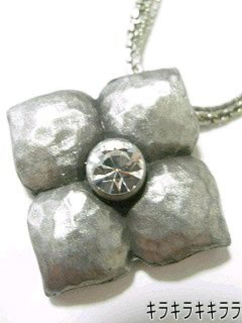 《New》幸福が訪れる★シンプル&レトロクラシック*クローバー・3連ネックレス < 女性アクセサリー/時計  《New》幸福が訪れる★シンプル&レトロクラシック*クローバー・3連ネックレス  < 女性アクセサリー/時計の