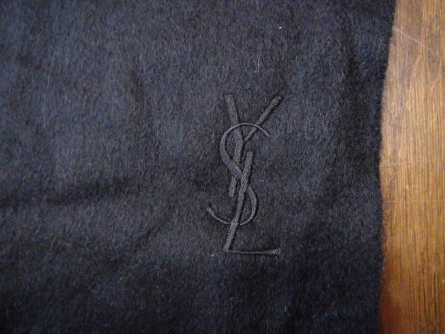 Yves Saint Laurent̍̃}t[E[POOC^A!B  uh 
