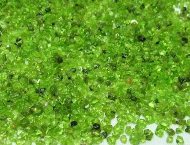 ペリドット さざれ 200g 天然石/レンジや浄化アクセサリー製作に! < ペット/手芸/園芸  ペリドット さざれ 200g 天然石/レンジや浄化アクセサリー製作に! < ペット/手芸/園芸の