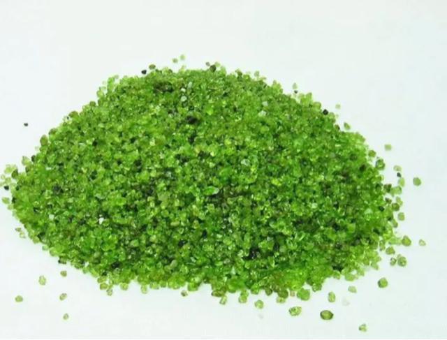 ペリドット さざれ 200g 天然石/レンジや浄化アクセサリー製作に! < ペット/手芸/園芸  ペリドット さざれ 200g 天然石/レンジや浄化アクセサリー製作に! < ペット/手芸/園芸の