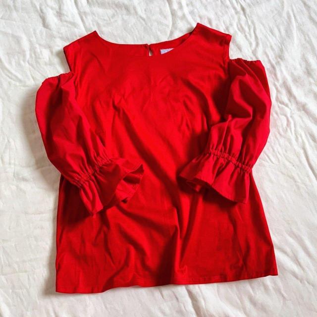 TOCCA���I�[�v���V�����_�[�g�b�v�X/���i