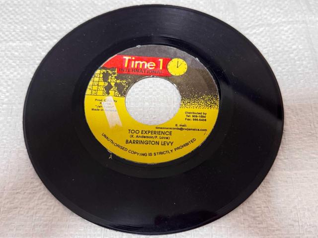 Barrington Levy / Too Experience / Jah Screw - Dub Version �� CD/DVD/�r�f�I�� 