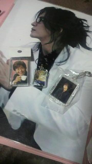 ぺ・ヨンジュ ストラップ3個 ラミネカード大 < タレントグッズ  ぺ・ヨンジュ ストラップ3個 ラミネカード大  < タレントグッズの