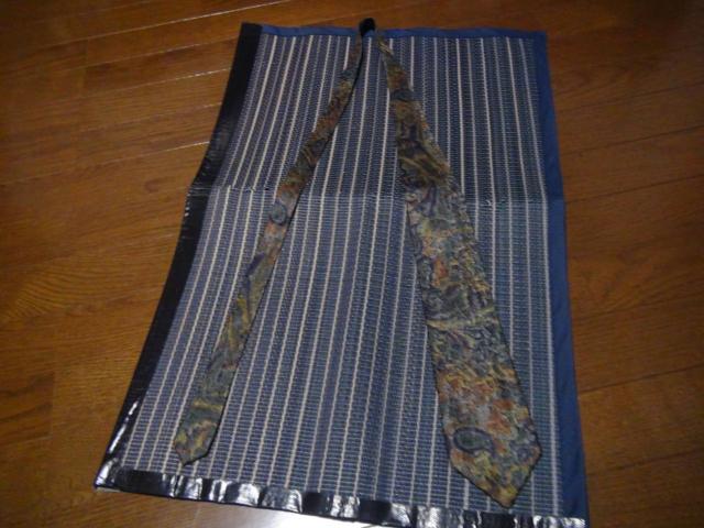 NINO@CERRUTĨlN^C@POO@C^AIB   jt@bV 