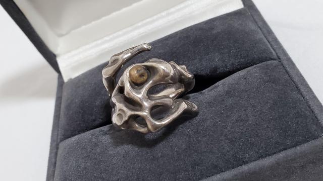 正規良 レア タウジャン Pulse ワイドリング ブラスハートオープンラインバンド SVゴシックアート 脈 指輪 18号 ガクト < 男性アクセサリー/時計  正規良 レア タウジャン Pulse ワイドリング ブラスハートオープンラインバンド SVゴシックアート 脈 指輪 18号 ガクト < 男性アクセサリー/時計の