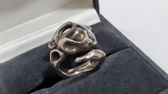 正規良 レア タウジャン Pulse ワイドリング ブラスハートオープンラインバンド SVゴシックアート 脈 指輪 18号 ガクト < 男性アクセサリー/時計  正規良 レア タウジャン Pulse ワイドリング ブラスハートオープンラインバンド SVゴシックアート 脈 指輪 18号 ガクト < 男性アクセサリー/時計の