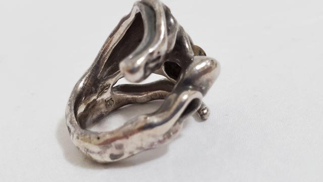 正規良 レア タウジャン Pulse ワイドリング ブラスハートオープンラインバンド SVゴシックアート 脈 指輪 18号 ガクト < 男性アクセサリー/時計  正規良 レア タウジャン Pulse ワイドリング ブラスハートオープンラインバンド SVゴシックアート 脈 指輪 18号 ガクト < 男性アクセサリー/時計の