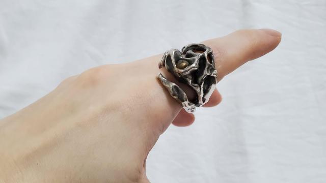 正規良 レア タウジャン Pulse ワイドリング ブラスハートオープンラインバンド SVゴシックアート 脈 指輪 18号 ガクト < 男性アクセサリー/時計  正規良 レア タウジャン Pulse ワイドリング ブラスハートオープンラインバンド SVゴシックアート 脈 指輪 18号 ガクト < 男性アクセサリー/時計の