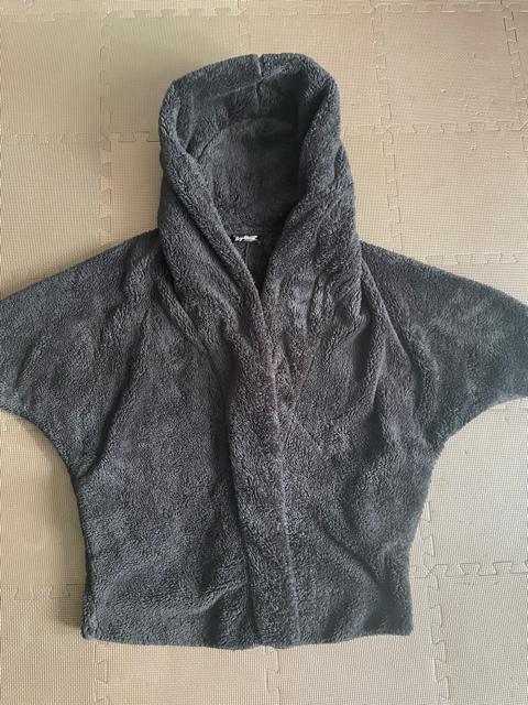 レディース フーディー フリースジャケット ブラック 黒 Mサイズ 154〜162cm 防寒 美品 < 女性ファッション  レディース フーディー フリースジャケット ブラック 黒 Mサイズ 154〜162cm 防寒 美品 < 女性ファッションの