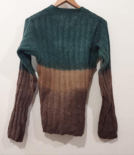 グリーン 茶 リブ編み アルパカ Vネックセーターニット ボディラインにフィット < 女性ファッション  グリーン 茶 リブ編み アルパカ Vネックセーターニット ボディラインにフィット < 女性ファッションの