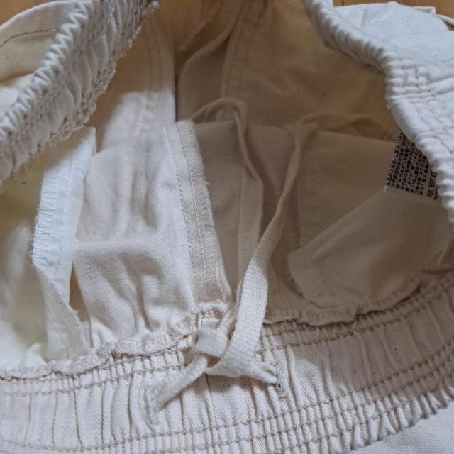 オフホワイトのパンツ < 女性ファッション  オフホワイトのパンツ < 女性ファッションの