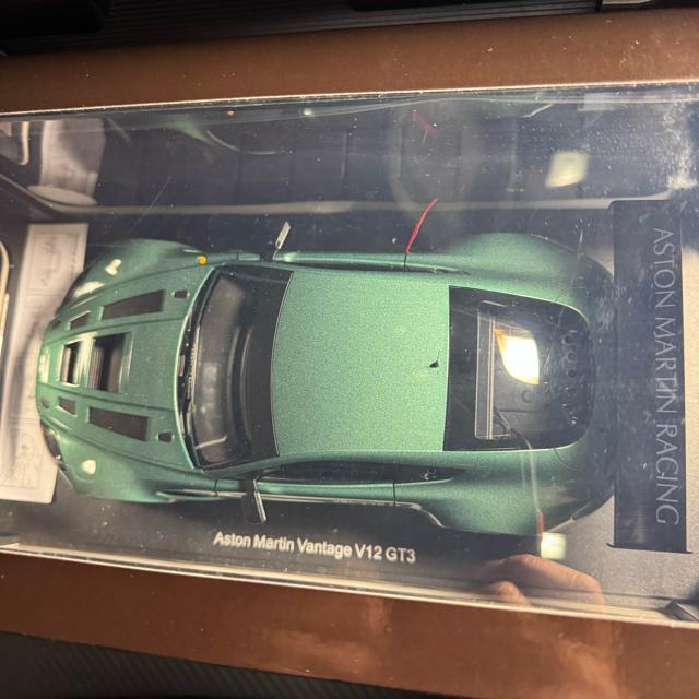 絶版未開封品オートアート1/18アストンマーティンVANTAGE V12 GT3 < ホビー  絶版未開封品オートアート1/18アストンマーティンVANTAGE V12 GT3 < ホビーの