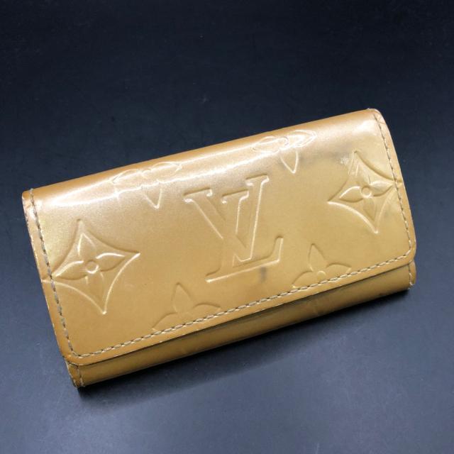 即決 LOUIS VUITTON ルイヴィトン ヴェルニ 4連キーケース < ブランド 即決 LOUIS VUITTON ルイヴィトン ヴェルニ 4連キーケース < ブランドの