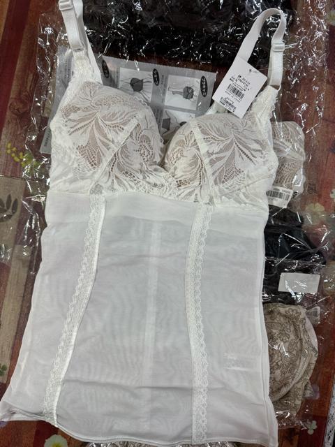 感謝を込めて★新品★BRADELIS New York★ブラキャミ4点・ショーツ5点★9点まとめ売り★総額5万円★2000スタート < ブランド  感謝を込めて★新品★BRADELIS New York★ブラキャミ4点・ショーツ5点★9点まとめ売り★総額5万円★2000スタート < ブランドの