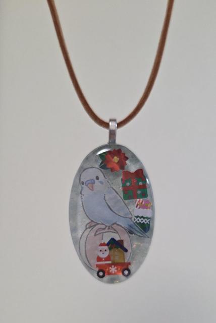 インコ・クリスマスネックレス★ハンドメイド セキセイインコ インコ クリスマス 鳥グッズ 鳥アクセサリー < 女性ファッション インコ・クリスマスネックレス★ハンドメイド セキセイインコ インコ クリスマス 鳥グッズ 鳥アクセサリー < 女性ファッションの
