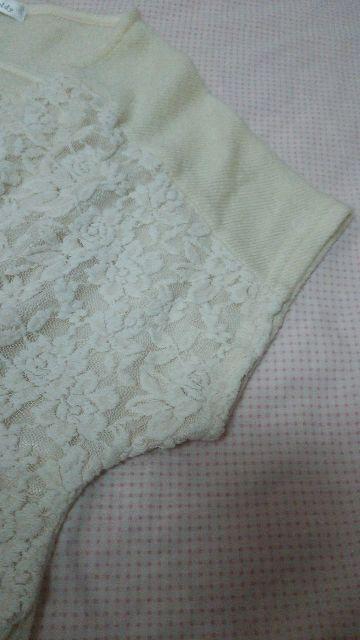 送料半額♪お洒落なwhite花柄に深ポッヶ♪ヽ(´▽`)/♪ < 女性ファッション  送料半額♪お洒落なwhite花柄に深ポッヶ♪ヽ(´▽`)/♪ < 女性ファッションの