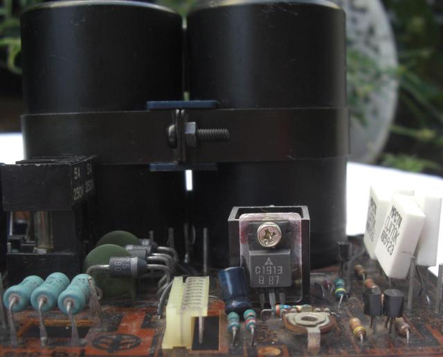 TRIO/アンプ電源部希少TR等部品取X07-1640未使用0715 < 家電/AV TRIO/アンプ電源部希少TR等部品取X07-1640未使用0715 < 家電/AVの