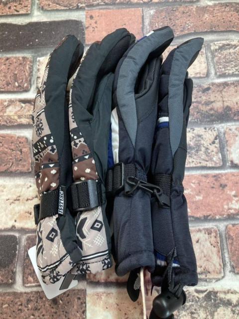 自転車、バイク、アウトレジャー、通勤、通学などで大活躍!メンズ厚地防寒デザイングローブA(画像から)Mサイズ1双 < 男性ファッション  自転車、バイク、アウトレジャー、通勤、通学などで大活躍!メンズ厚地防寒デザイングローブA(画像から)Mサイズ1双 < 男性ファッションの