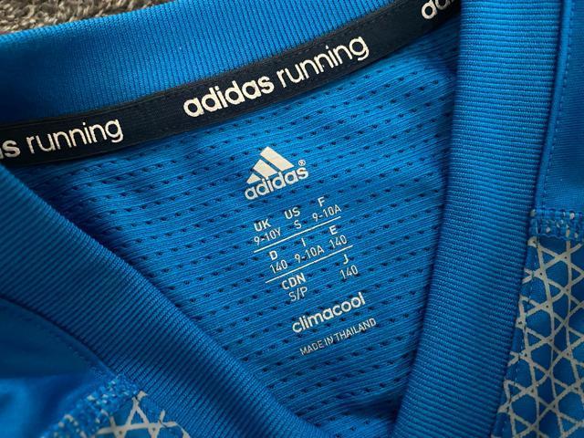 美品☆adidas(アディダス)メッシュTシャツ140☆ < ブランド 美品☆adidas(アディダス)メッシュTシャツ140☆ < ブランドの