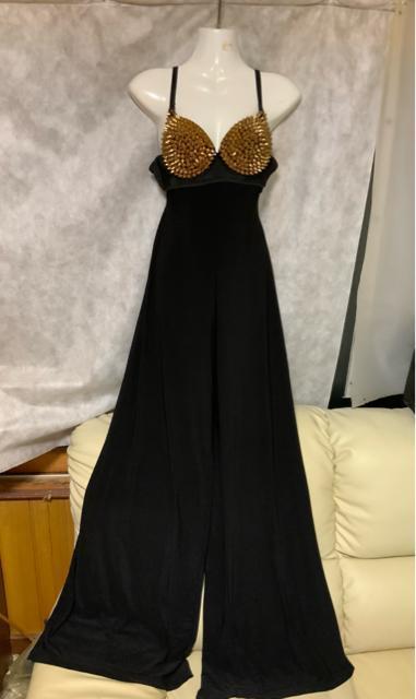 ◆ゴールドのスタッズ付きオールインワン◆S〜Mサイズ < 女性ファッション  ◆ゴールドのスタッズ付きオールインワン◆S〜Mサイズ  < 女性ファッションの