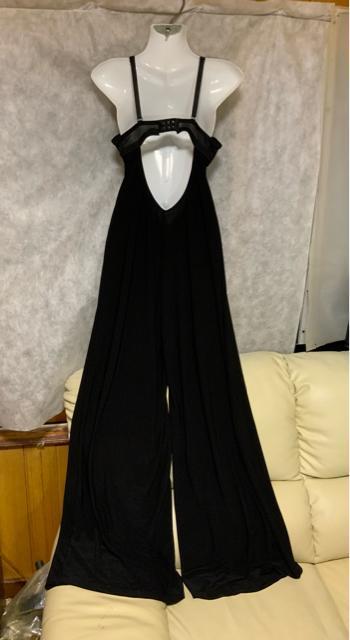 ◆ゴールドのスタッズ付きオールインワン◆S〜Mサイズ < 女性ファッション  ◆ゴールドのスタッズ付きオールインワン◆S〜Mサイズ < 女性ファッションの