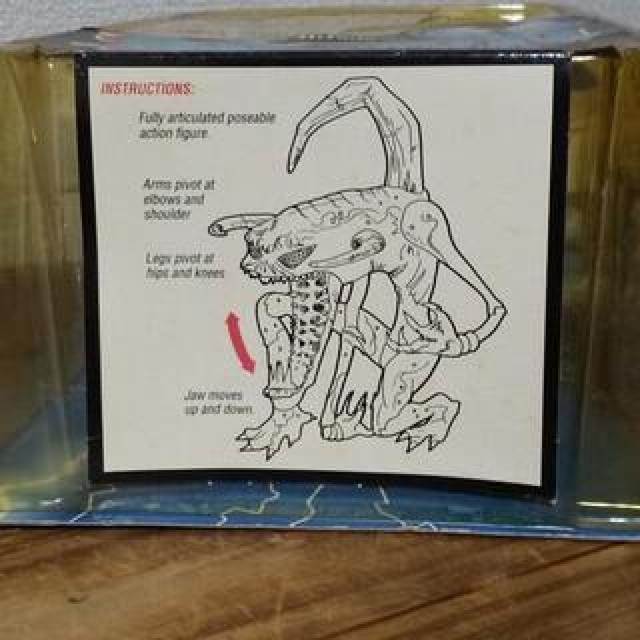 SPAWN クリアスポーン+バイオレーター2  未開封 < ホビー  SPAWN クリアスポーン+バイオレーター2  未開封 < ホビーの