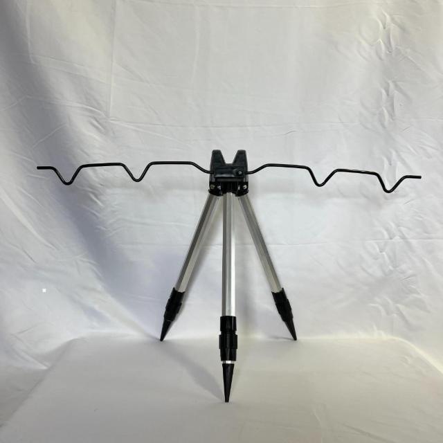 釣竿 三脚スタンド ロッドホルダー 投釣 竿置 竿受 竿掛け シルバー < レジャー/スポーツ  釣竿 三脚スタンド ロッドホルダー 投釣 竿置 竿受 竿掛け シルバー < レジャー/スポーツの