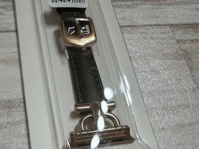Apple Watch バンド 合皮 38/40/41mm オリーブグリーン+ゴールド2 < 女性アクセサリー/時計 Apple Watch バンド 合皮 38/40/41mm オリーブグリーン+ゴールド2 < 女性アクセサリー/時計の
