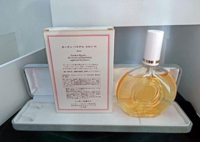 ■■エイボン、 ガーデン パステル コロン 48ml < 香水/コスメ/ネイル  ■■エイボン、 ガーデン パステル コロン 48ml < 香水/コスメ/ネイルの