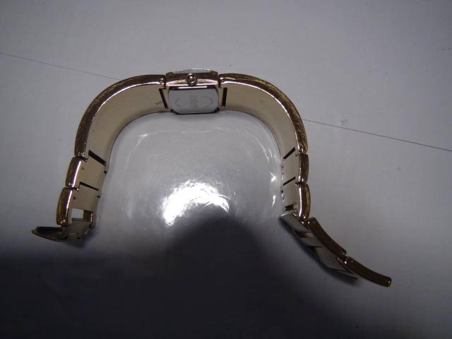 DKNY の腕時計電池式クォーツ 製 動作確認済 !。 < 女性アクセサリー/時計  DKNY の腕時計電池式クォーツ 製 動作確認済 !。 < 女性アクセサリー/時計の