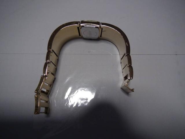 DKNY の腕時計電池式クォーツ 製 動作確認済 !。 < 女性アクセサリー/時計  DKNY の腕時計電池式クォーツ 製 動作確認済 !。 < 女性アクセサリー/時計の