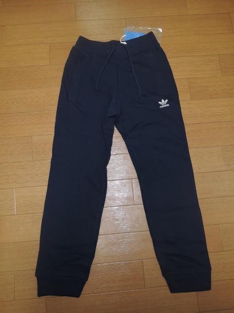 新品アディダスadidas originalsスウェットセットアップSパンツ < ブランド  新品アディダスadidas originalsスウェットセットアップSパンツ < ブランドの