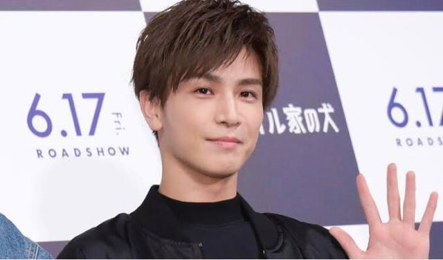 【送料無料】岩田剛典 最新写真フォト10枚セット X < タレントグッズ  【送料無料】岩田剛典 最新写真フォト10枚セット X < タレントグッズの