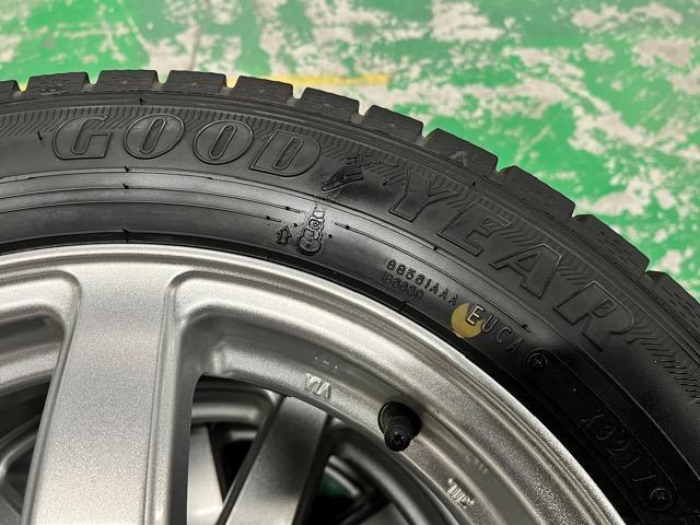 0192169)激安国産中古スタッドレスタイヤグッドイヤー4本社外アルミホイールセットヤリスアクア等185/60R15送料無料 < 自動車/バイク 0192169)激安国産中古スタッドレスタイヤグッドイヤー4本社外アルミホイールセットヤリスアクア等185/60R15送料無料 < 自動車/バイク