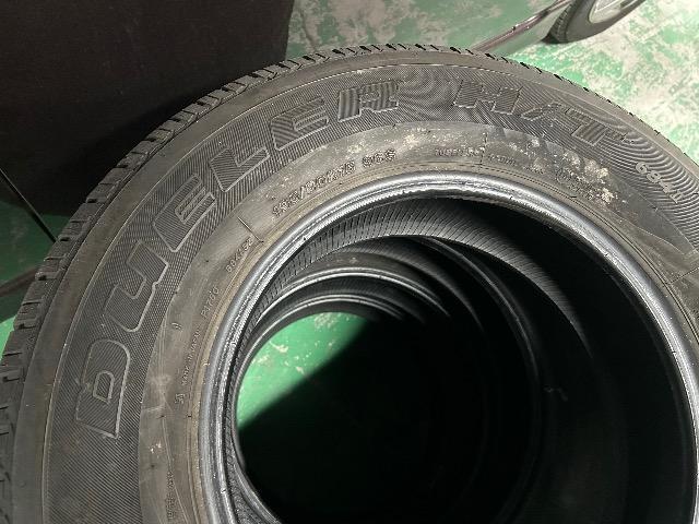 7072081)YBSuaXgÃ^C4{Zbg195/80R15  /oCN