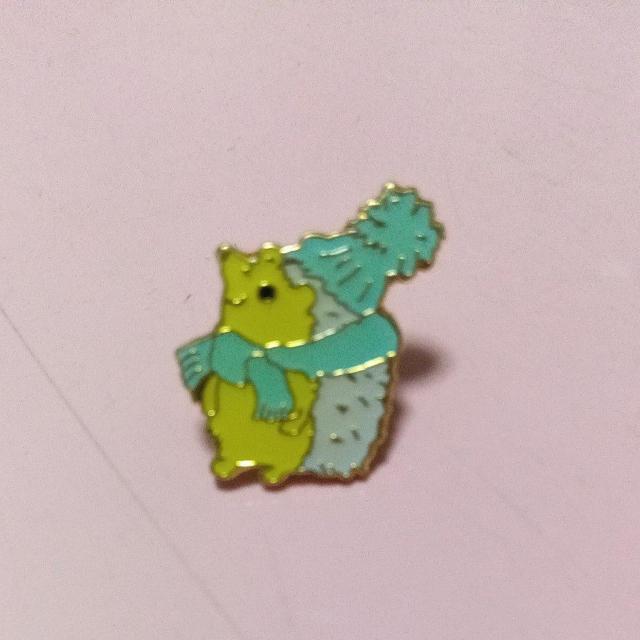 ピンバッヂ 縦2.5センチ 横1.5センチ < ホビー  ピンバッヂ 縦2.5センチ 横1.5センチ  < ホビーの