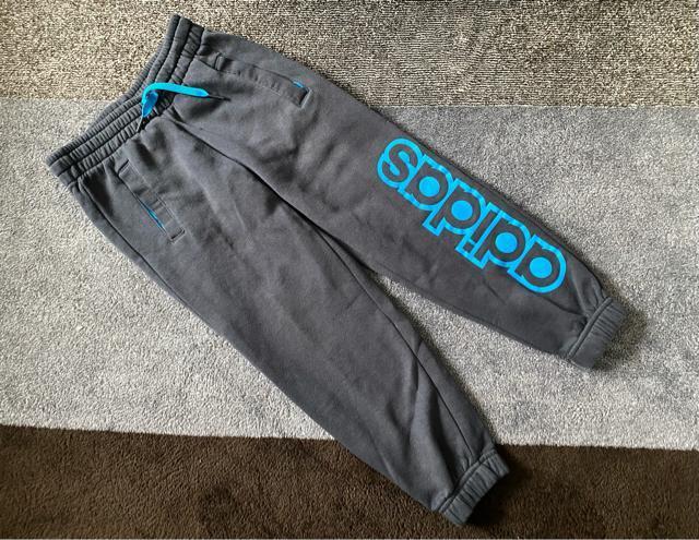美品☆adidas(アディダス)スウェットパンツ120☆ < ブランド 美品☆adidas(アディダス)スウェットパンツ120☆ < ブランドの
