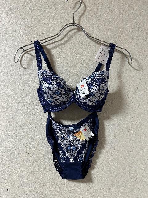 Vi^OtTriumphu&V[cZbg 