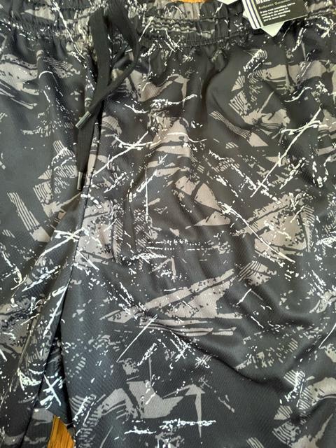 Lサイズ!高貴紳士的!かっこいい!ツルサラッとメッシュ素材!両サイドand後一つポケット付き!ハーフパンツ! < 男性ファッション  Lサイズ!高貴紳士的!かっこいい!ツルサラッとメッシュ素材!両サイドand後一つポケット付き!ハーフパンツ! < 男性ファッションの