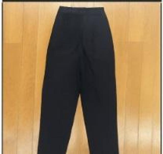 REVLON ウール混パンツ 9 ブラック 未使用保管 < 女性ファッション REVLON ウール混パンツ 9 ブラック 未使用保管 < 女性ファッションの