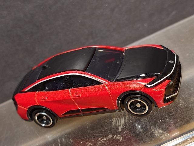 ��������ʎd�l�Ԕ��g�~�J�V�Q���g���^ �N���E���� �� �z�r�[�� 