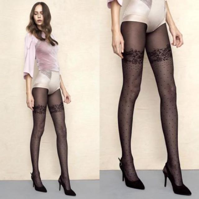 特大 EU製 ローズデザインとドットのタイハイ柄タイツ < 女性ファッション  特大 EU製 ローズデザインとドットのタイハイ柄タイツ < 女性ファッションの