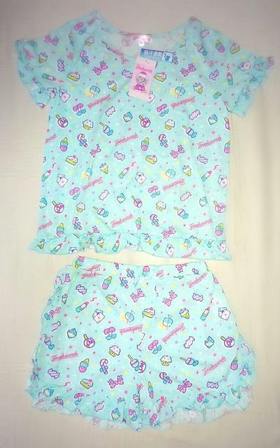 新品 フレッシュパンチ ルームウェア レディース サンリオ 服 青 < 女性ファッション 新品 フレッシュパンチ ルームウェア レディース サンリオ 服 青 < 女性ファッションの
