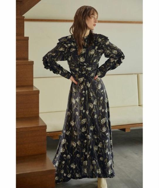 フレイアイディー フリル付きパフスリーブギャザーワンピース < ブランド  フレイアイディー フリル付きパフスリーブギャザーワンピース < ブランドの